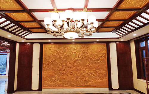 陈巴尔虎中式别墅客厅中式木作横梁吊顶装饰展示